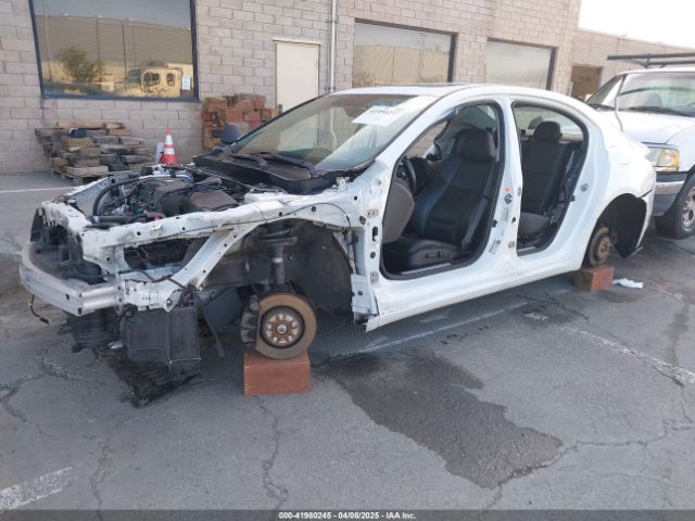 19UUB1F56JA010663 Acura Tlx Tech Pkg