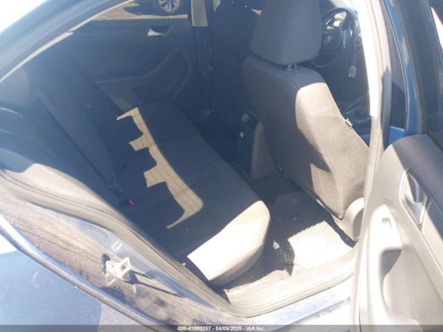 3VW2K7AJ9FM216984 Volkswagen Jetta 2.0l S