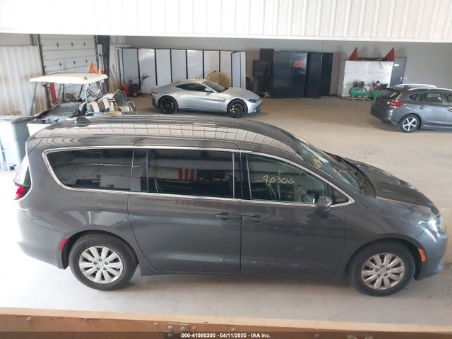 2C4RC1AG4KR589126 Chrysler PACIFICA L