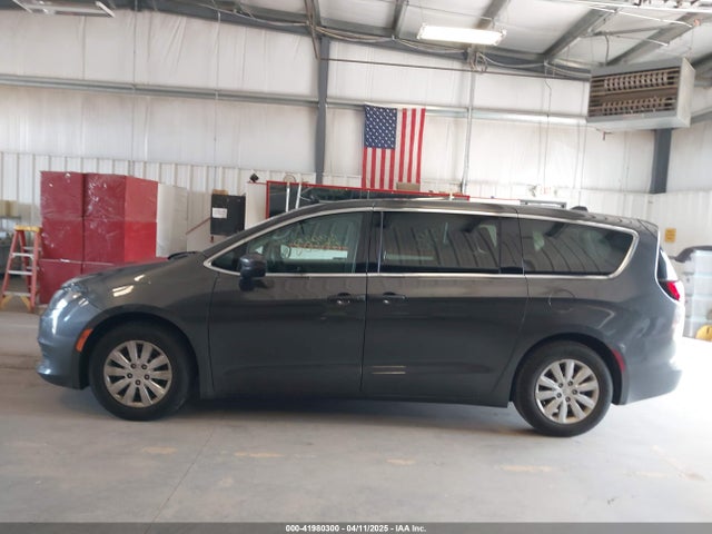 2C4RC1AG4KR589126 Chrysler PACIFICA L