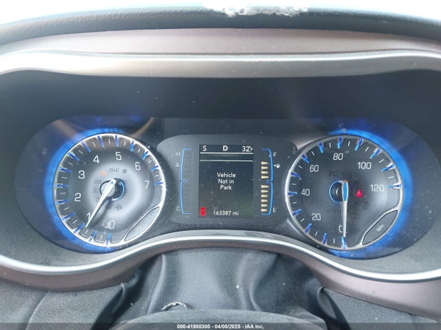 2C4RC1AG4KR589126 Chrysler PACIFICA L