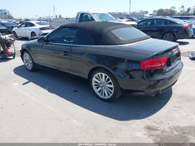 2011 AUDI A5 WAUJFAFH3BN008361 Photo 2