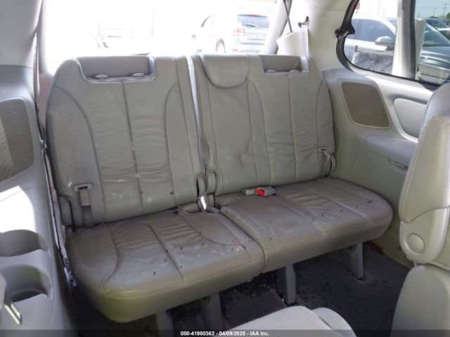 KNDMH4C76E6554982 KIA SEDONA EX