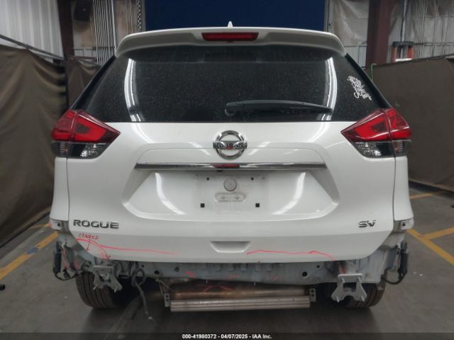 KNMAT2MT4HP582960 Nissan ROGUE SV