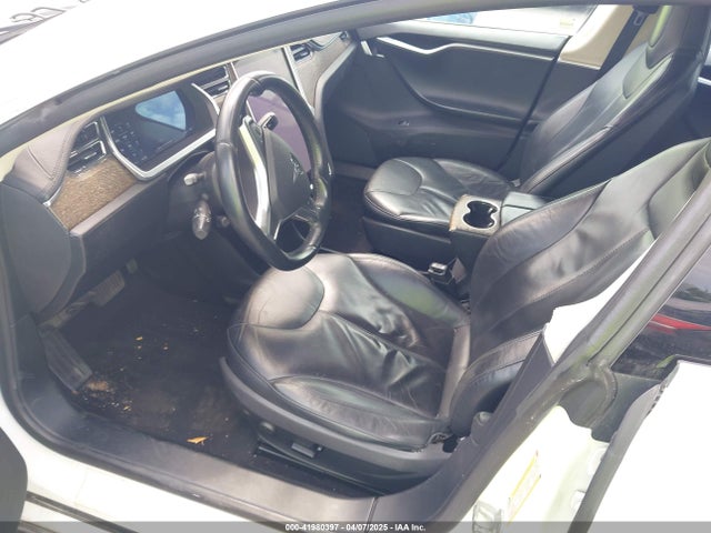 2013 TESLA MODEL S 5YJSA1CG5DFP03928 Photo 4
