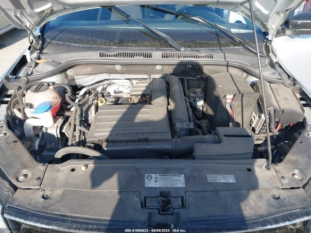 3VW267AJ0GM294267 Volkswagen Jetta