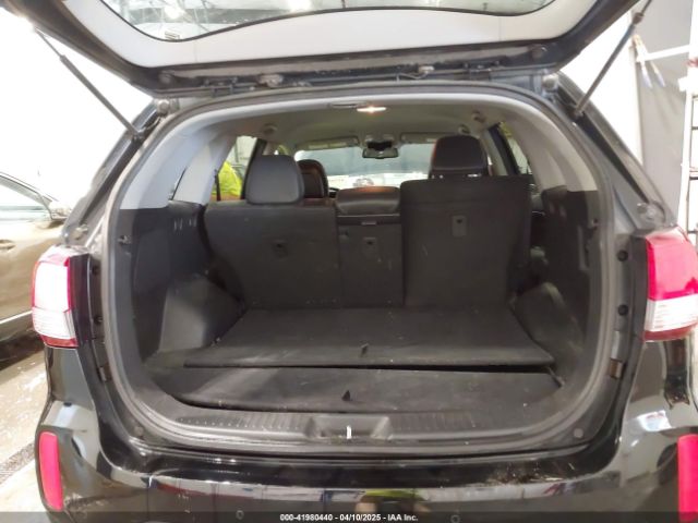 5XYKTCA68FG616469 KIA SORENTO LX