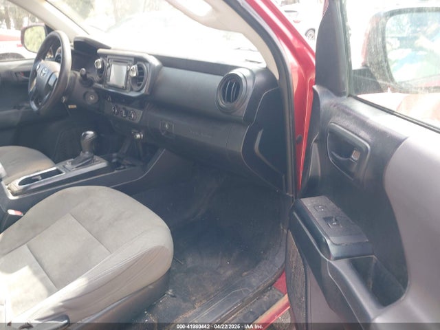 5TFAX5GN8HX076602 Toyota Tacoma Sr