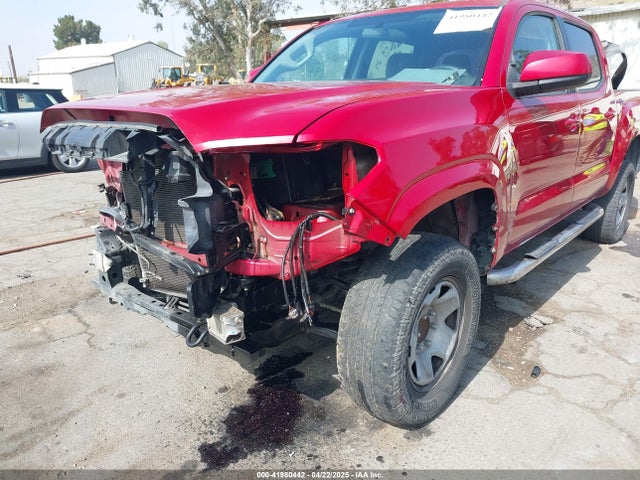 5TFAX5GN8HX076602 Toyota Tacoma Sr