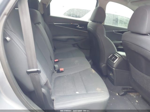 5XYPG4A37KG597655 KIA Sorento 2.4l L