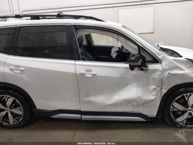 JF2SKAXC8MH408697 Subaru Forester Touring