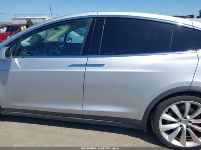 5YJXCAE49GF001067 Tesla Model X 60d/p100d/p90d