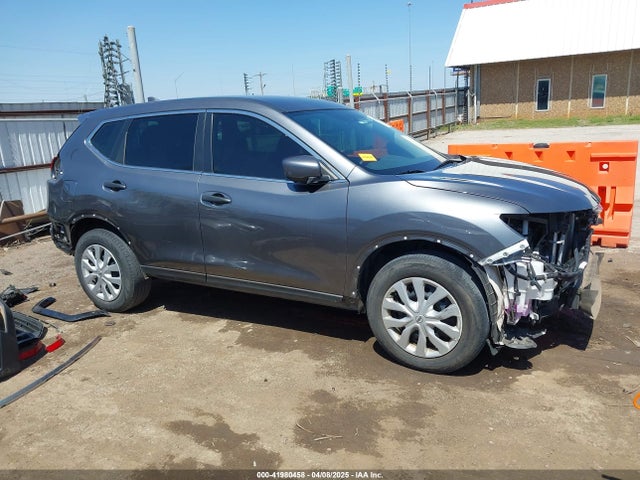 5N1AT2MT2JC826940 Nissan ROGUE S