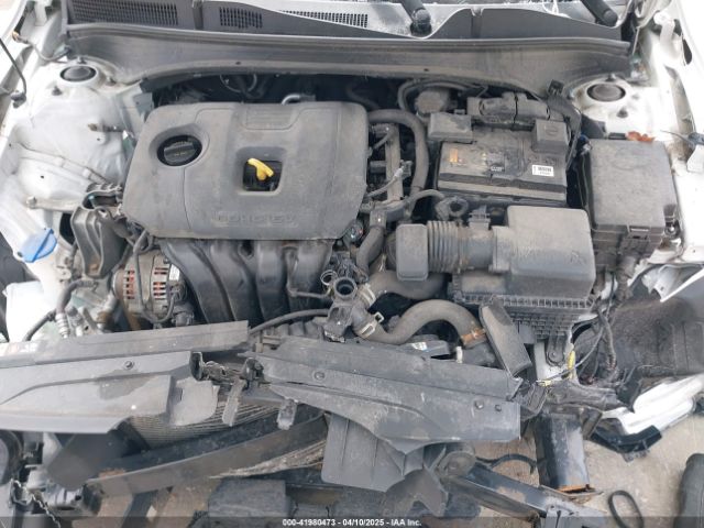 3KPF24AD0KE103717 KIA Forte Lxs