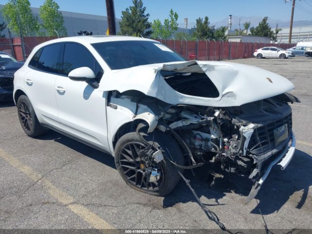 2016 PORSCHE MACAN WP1AB2A51GLB52574 Photo 0