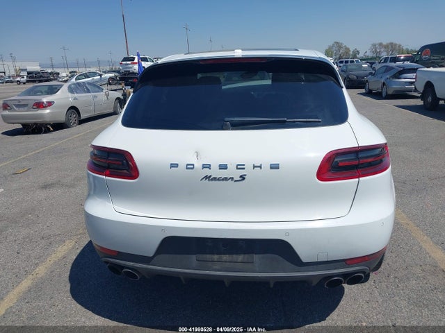 Porsche 2016 2016 WP1AB2A51GLB52574 Image 15