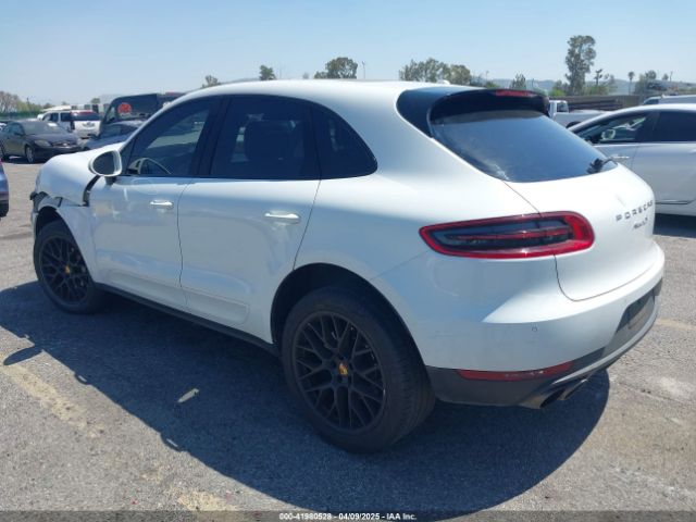 2016 PORSCHE MACAN WP1AB2A51GLB52574 Photo 2