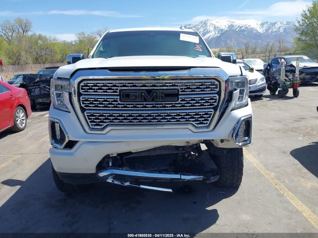 3GTU9FET7MG422796 GMC lm2
