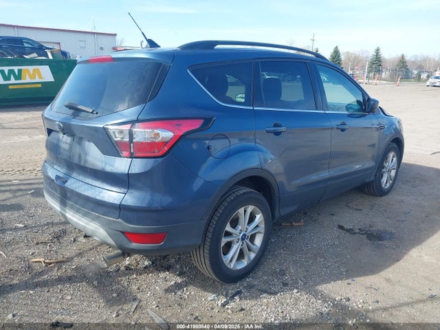 1FMCU0GDXJUC32346 Ford ESCAPE SE