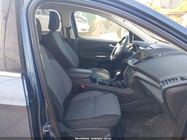 1FMCU0GDXJUC32346 Ford ESCAPE SE