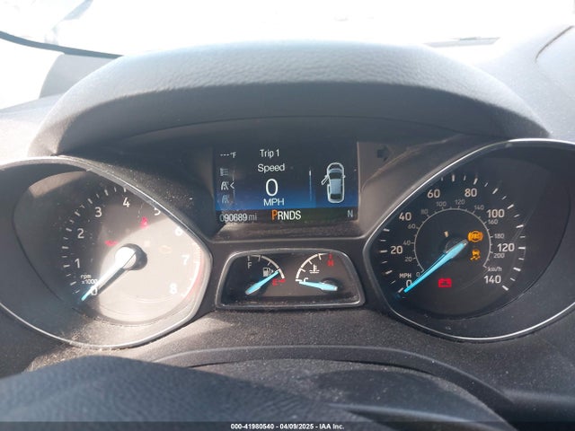 1FMCU0GDXJUC32346 Ford ESCAPE SE