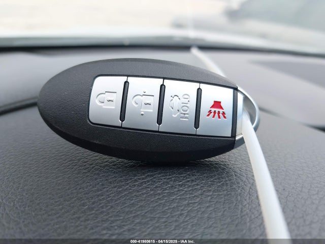 1N4AL3AP0HN331061 Nissan Altima 2.5 S