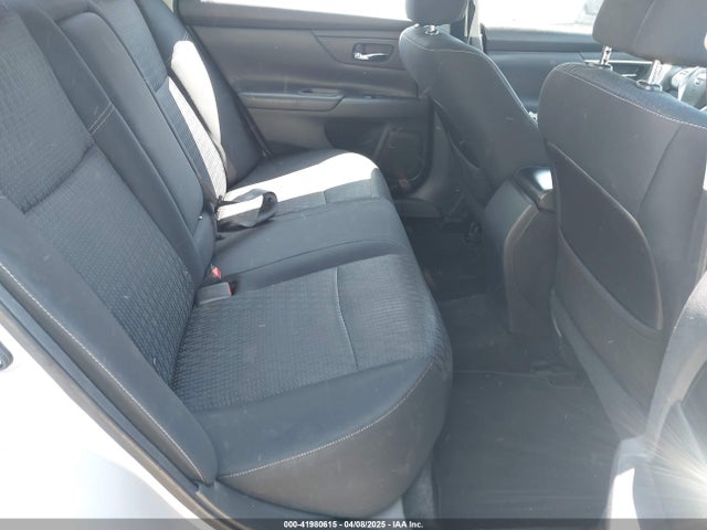 1N4AL3AP0HN331061 Nissan Altima 2.5 S
