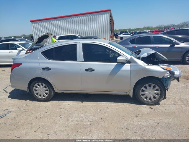 3N1CN7APXHL850609 Nissan Versa 1.6 S+