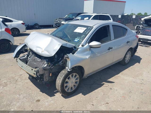 3N1CN7APXHL850609 Nissan Versa 1.6 S+