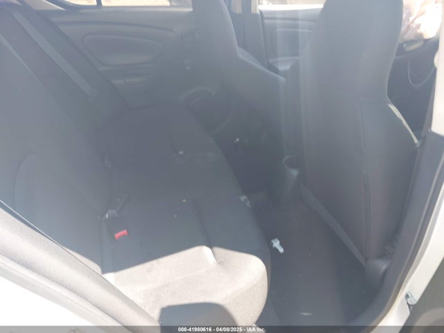 3N1CN7APXHL850609 Nissan Versa 1.6 S+