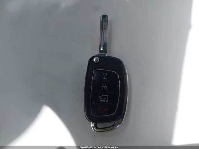 5XYZTDLB4HG442742 Hyundai Santa Fe Sport 2.4l