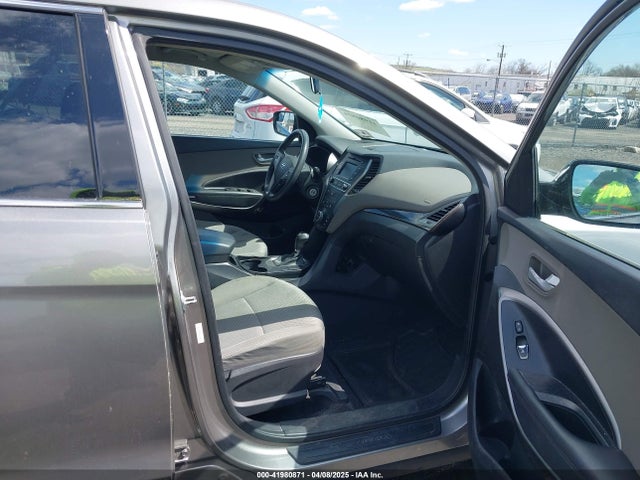5XYZTDLB4HG442742 Hyundai Santa Fe Sport 2.4l