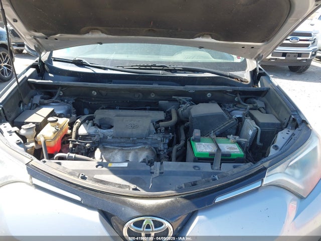 2T3WFREV6GW266761 Toyota Rav4 Xle