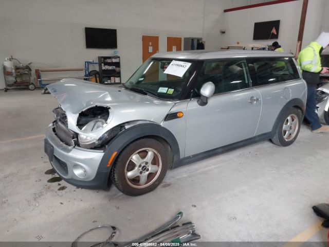 2011 MINI COOPER CLUBMAN WMWZF3C56BT188312 Photo 1