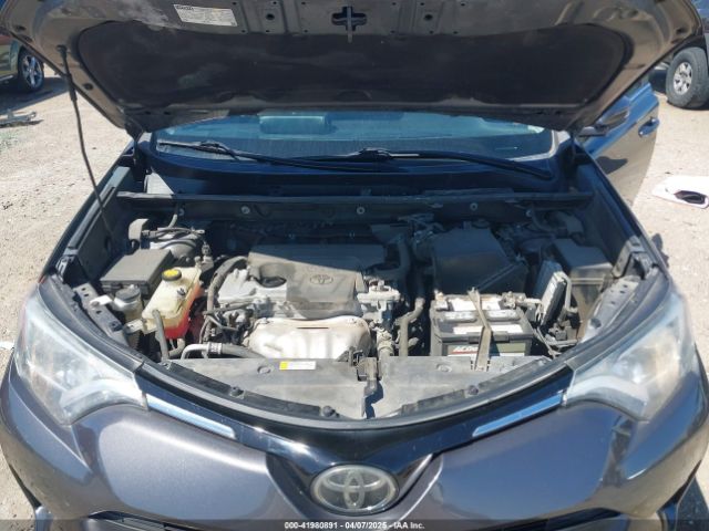 2T3WFREV9HW387608 Toyota Rav4 Xle