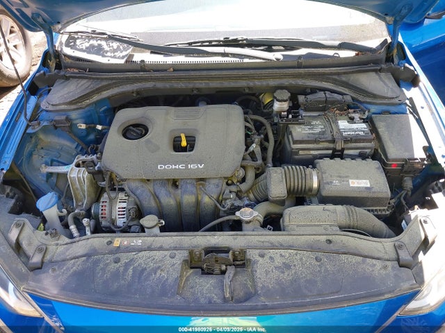 5NPD84LFXHH015928 Hyundai ELANTRA SE