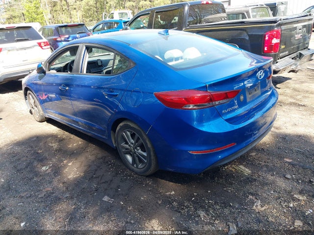 5NPD84LFXHH015928 Hyundai ELANTRA SE