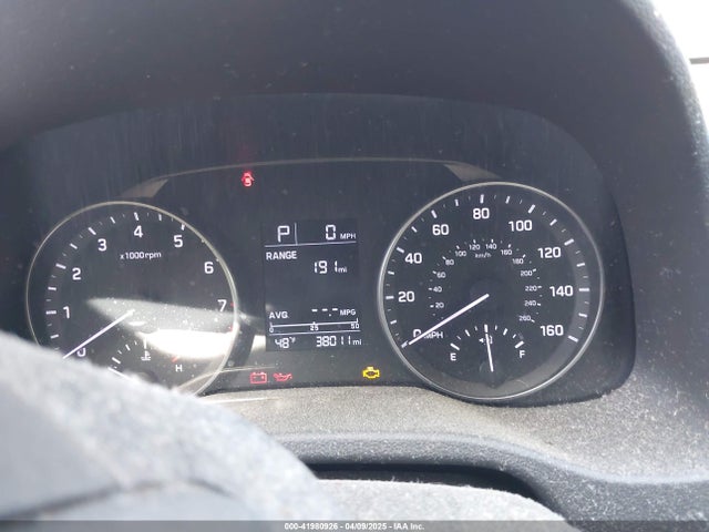 5NPD84LFXHH015928 Hyundai ELANTRA SE