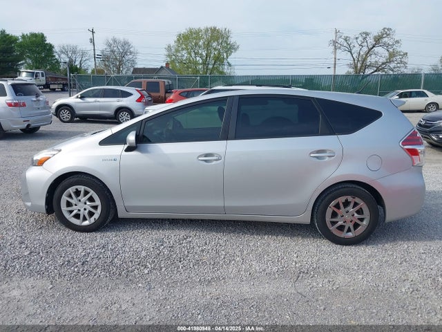 JTDZN3EUXFJ026954 Toyota Prius V Two
