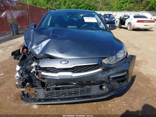 3KPF24AD2ME273774 KIA Forte Lxs