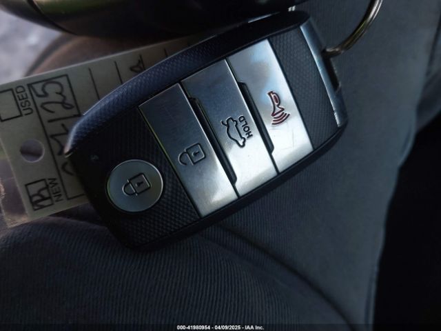 5XXGR4A76FG514014 KIA OPTIMA SX