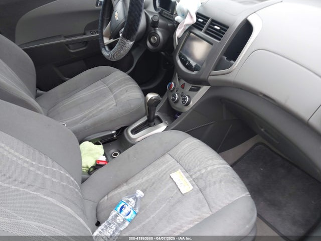 1G1JC5SB4G4103831 Chevrolet Sonic Lt Auto