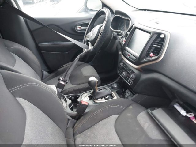 1C4PJMCB1EW128459 Jeep Cherokee Latitude