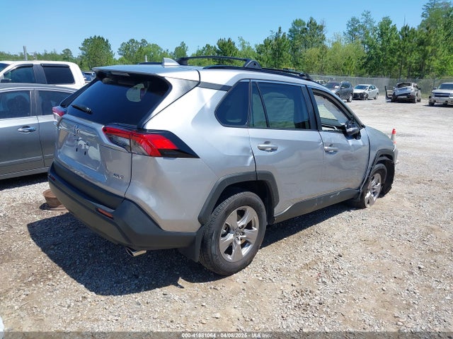 2T3W1RFV7PC214490 Toyota Rav4 Xle