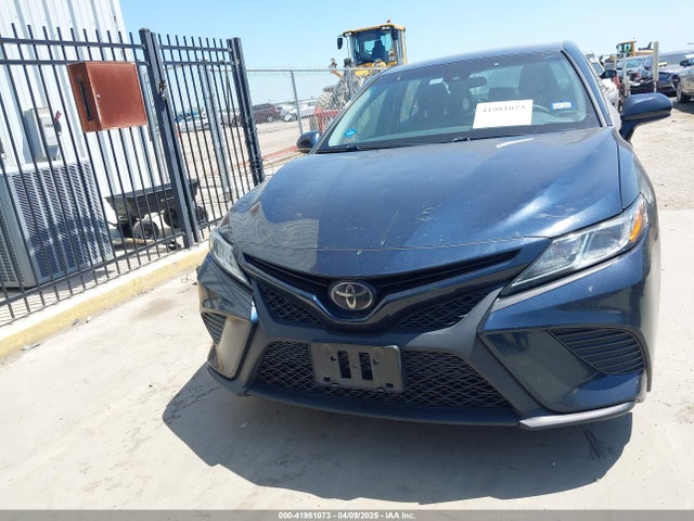 4T1B11HKXJU663440 Toyota CAMRY SE