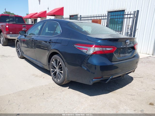 4T1B11HKXJU663440 Toyota CAMRY SE