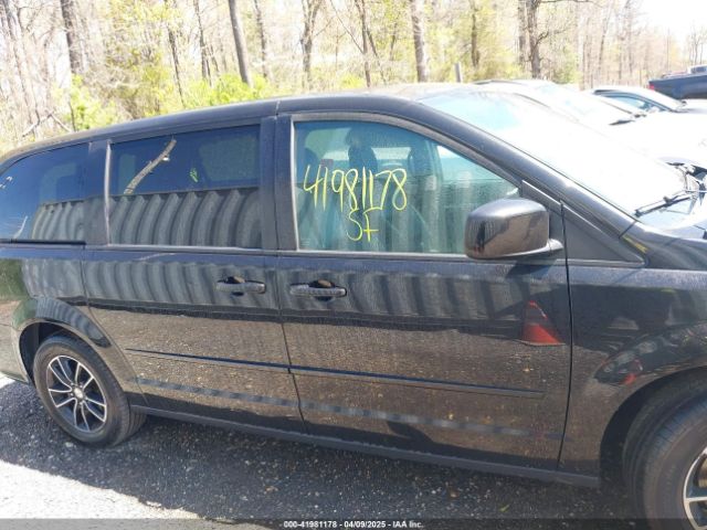 2C4RDGCG2GR118242 Dodge Grand Caravan Sxt