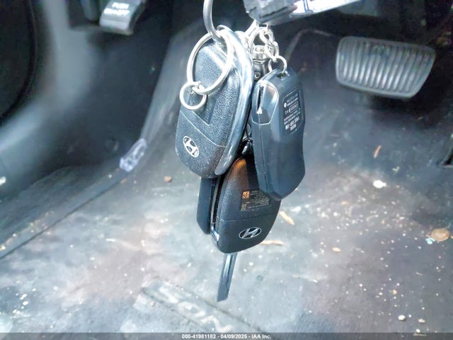 5NPE24AF9JH707080 Hyundai SONATA SE