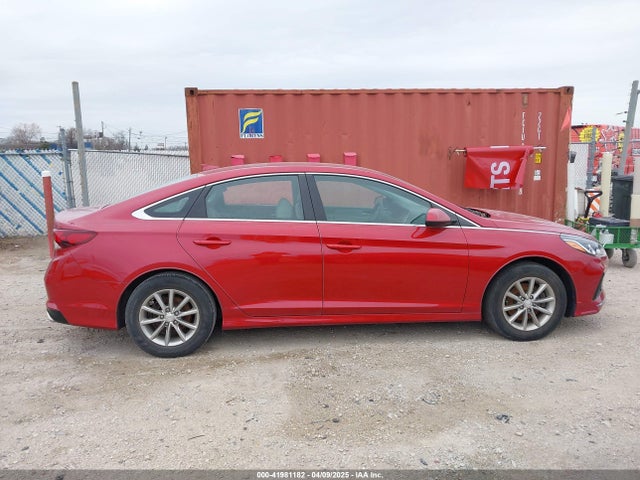 5NPE24AF9JH707080 Hyundai SONATA SE