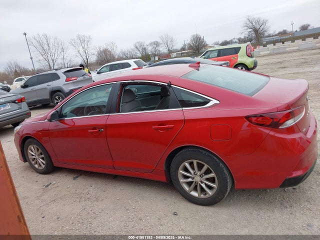 5NPE24AF9JH707080 Hyundai SONATA SE